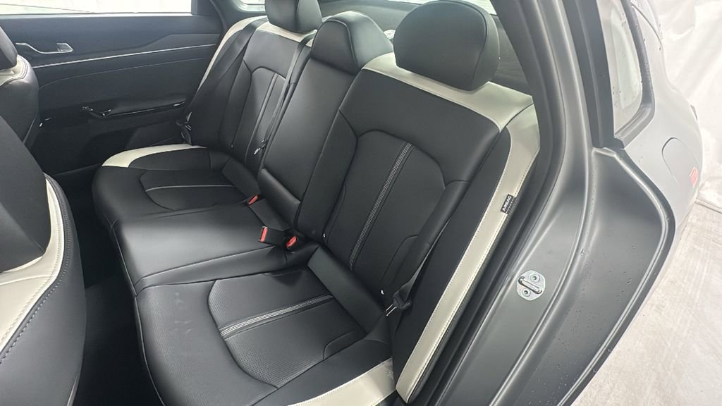 New 2026 Kia K5 GT-Line image 12