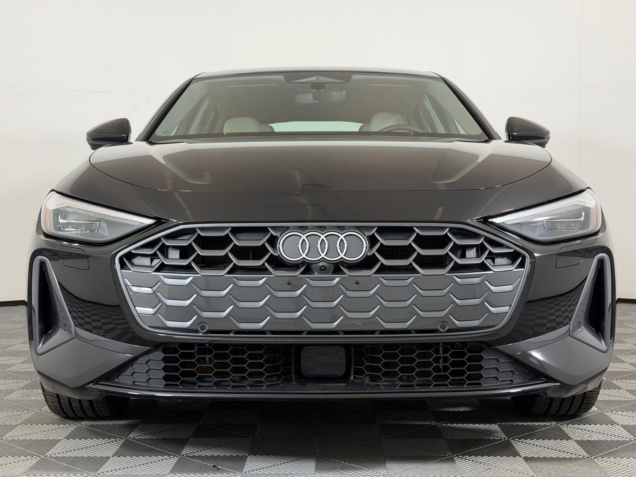Used 2025 Audi A5 2.0T Premium w/ Convenience Package AWD/4WD image 6