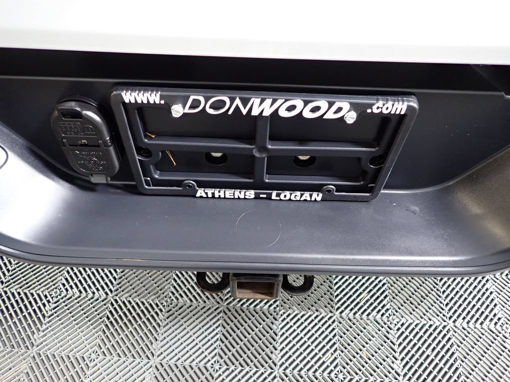 Used 2020 Jeep Gladiator Overland w/ Dual Top Group AWD/4WD image 15