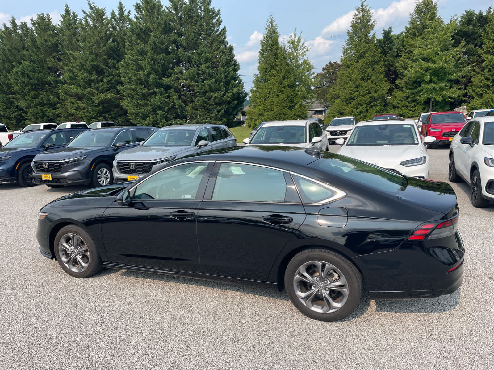 Used 2023 Honda Accord EX-L image 4