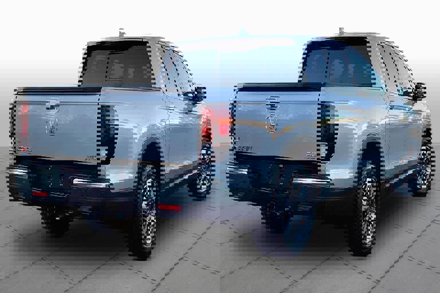 Used 2019 Honda Ridgeline RTL-E image 13