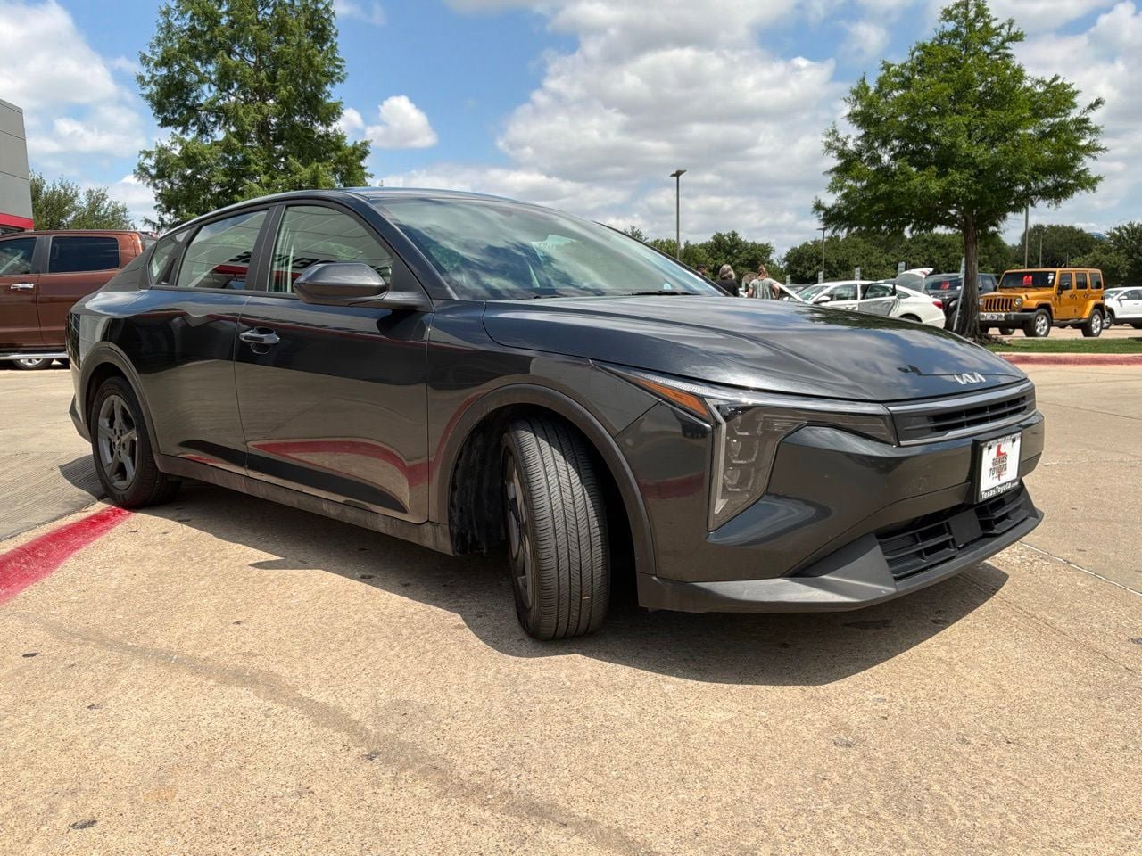 Used 2025 Kia K4 FWD image 4
