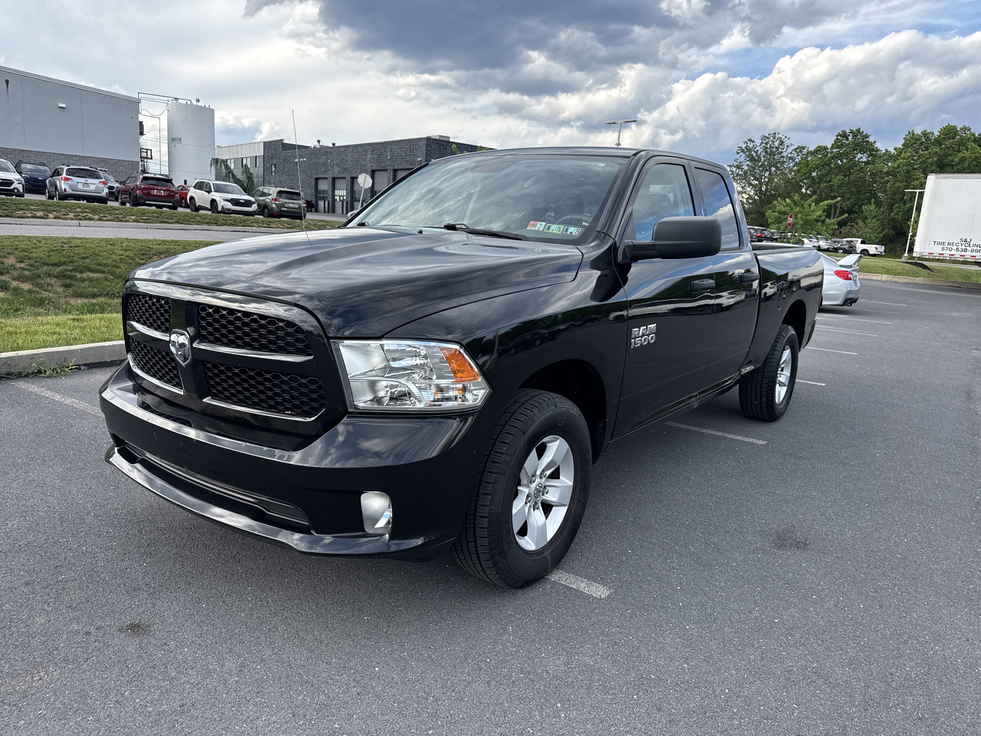 Used 2018 RAM 1500 Express AWD/4WD image 21