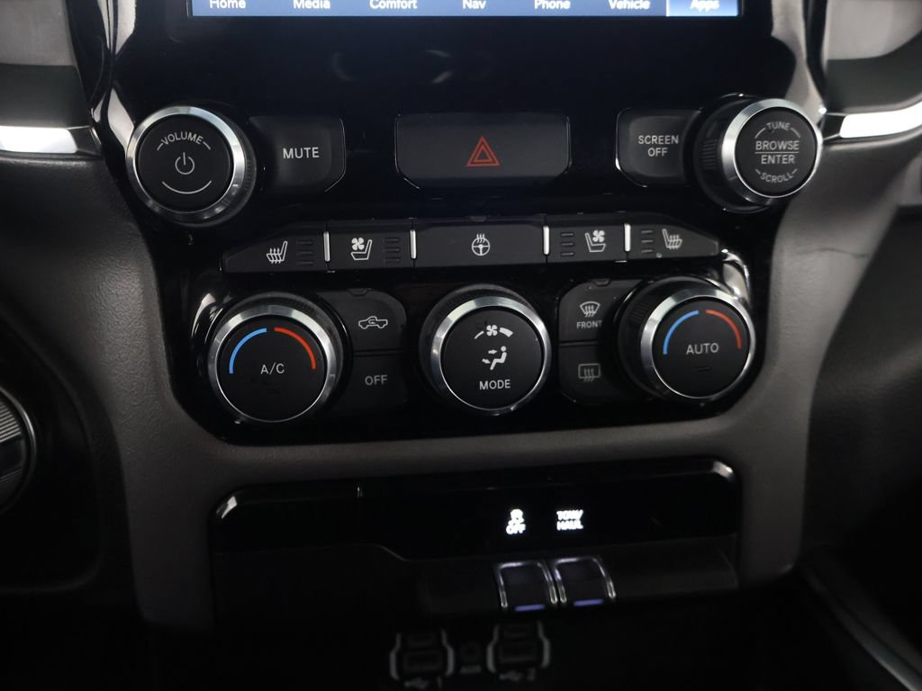 Used 2024 RAM 1500 Laramie RWD image 47