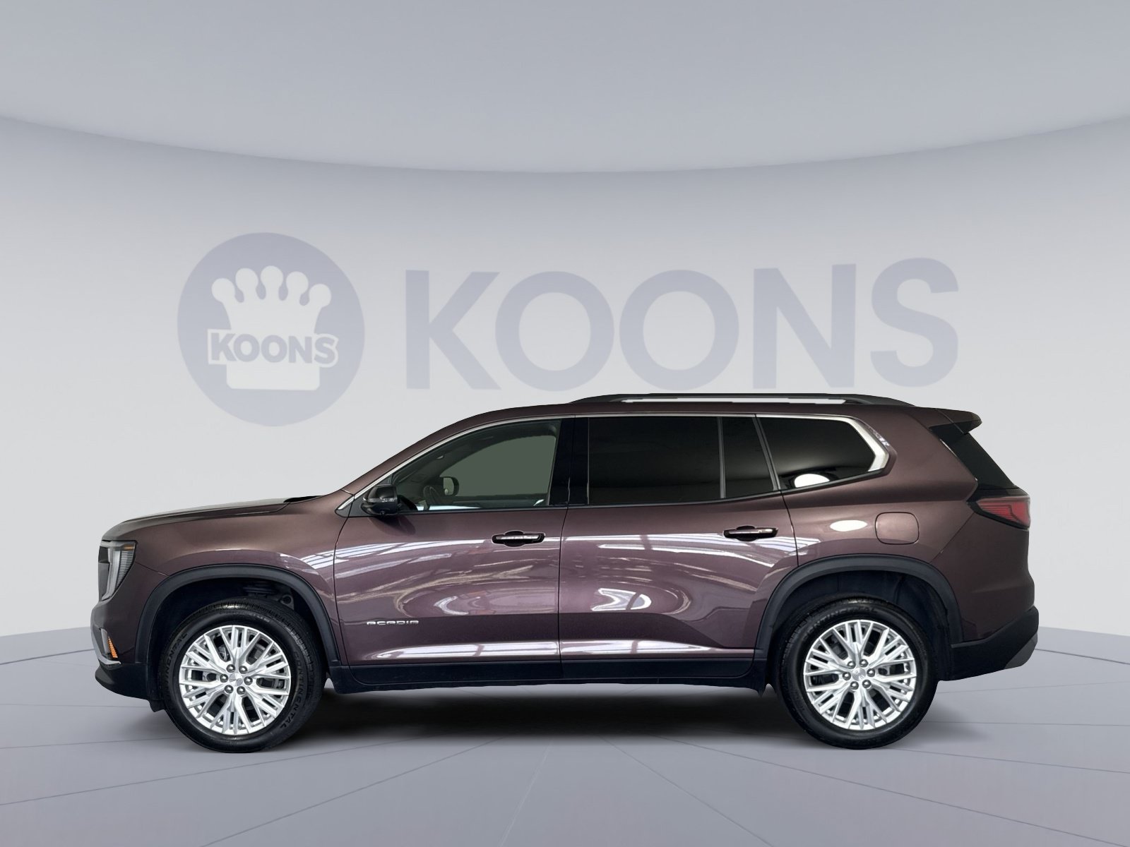 Used 2024 GMC Acadia Elevation FWD image 2