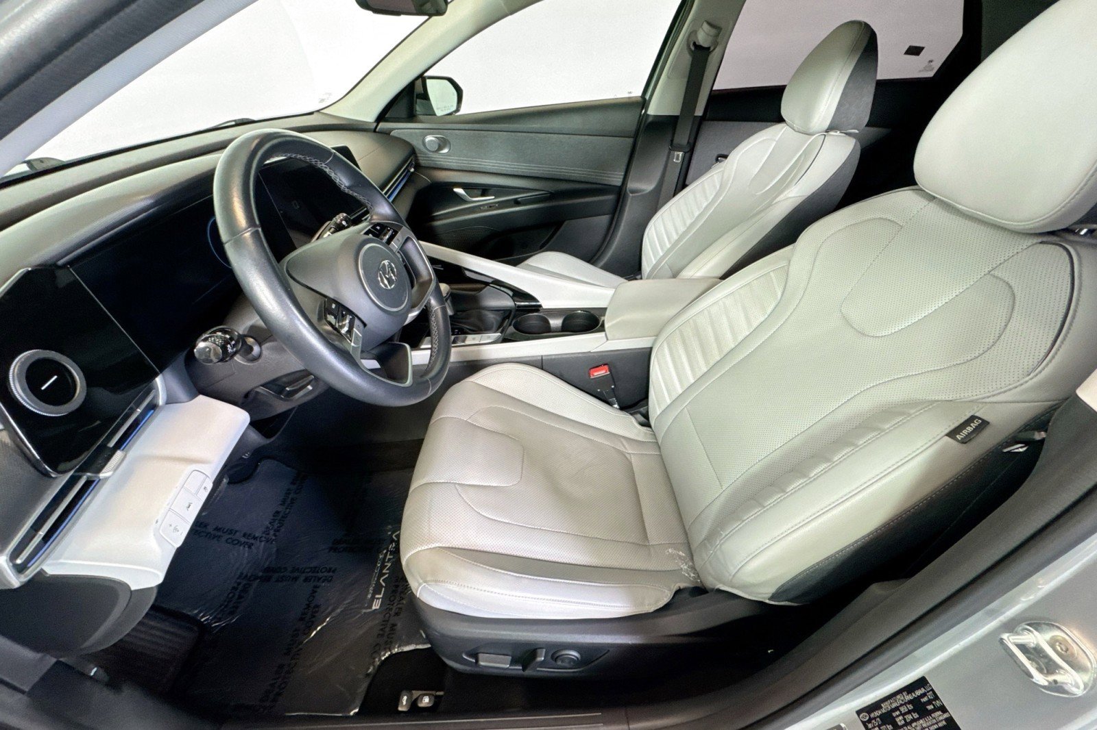 Used 2021 Hyundai Elantra Limited image 20