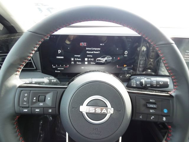New 2026 Nissan Kicks SR w/ Cold Weather Package AWD/4WD image 10