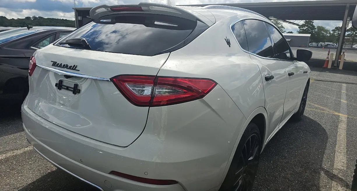Used 2017 Maserati Levante w/ Sport Package AWD/4WD image 3