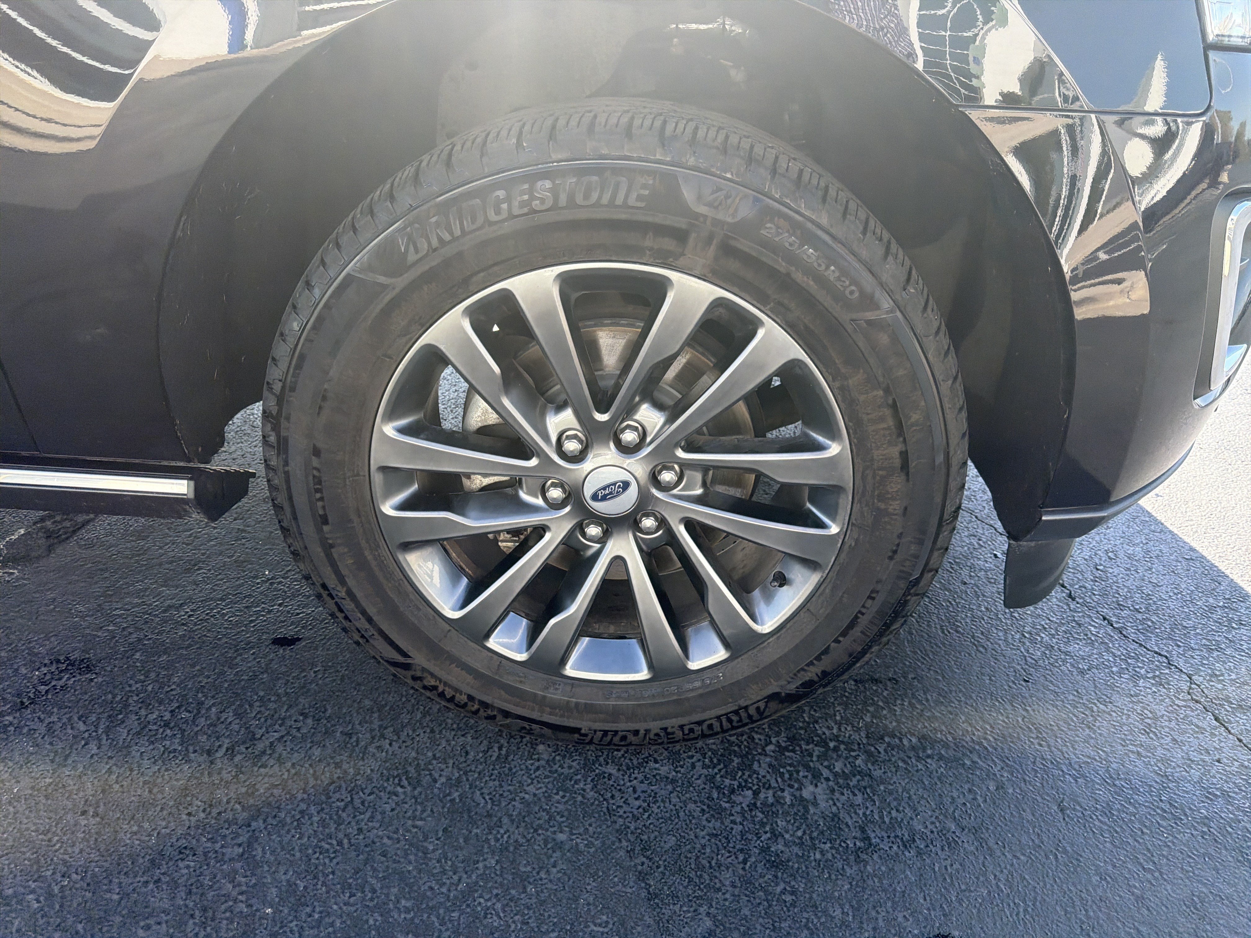 Certified 2021 Ford Expedition Max Limited AWD/4WD image 6