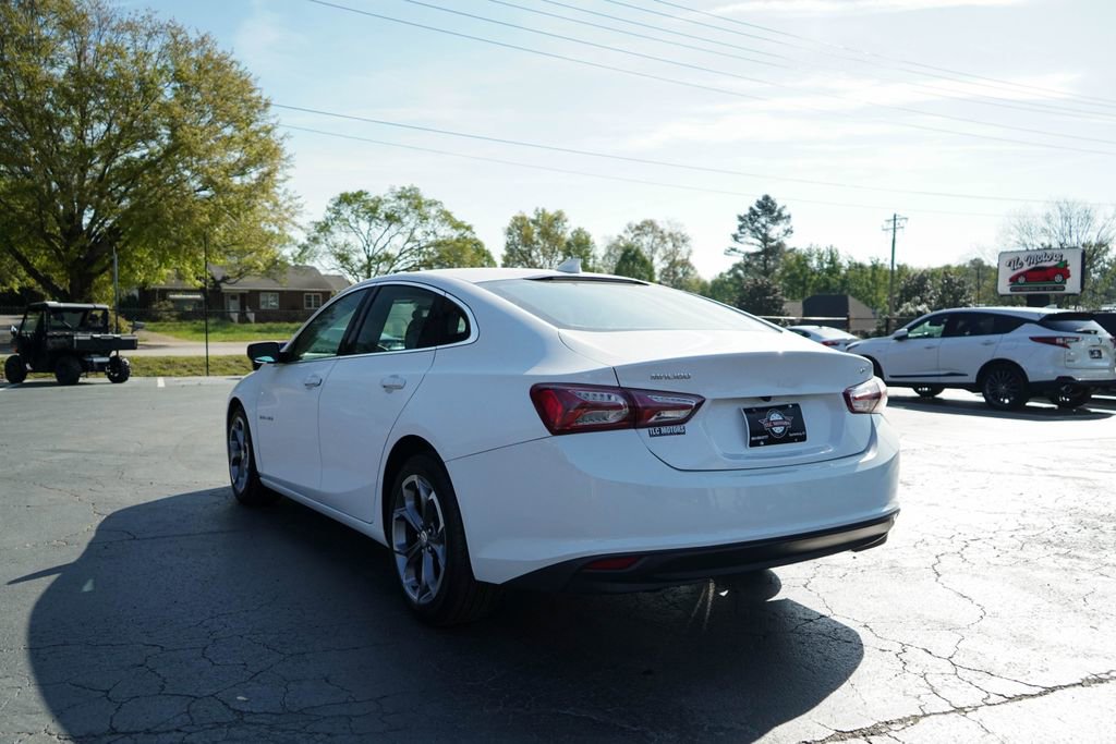 Used 2021 Chevrolet Malibu LT image 3