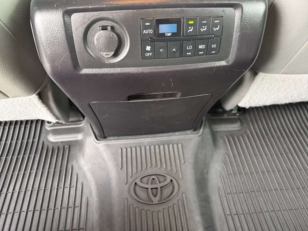 Used 2021 Toyota Sequoia SR5 w/ Premium Package AWD/4WD image 16