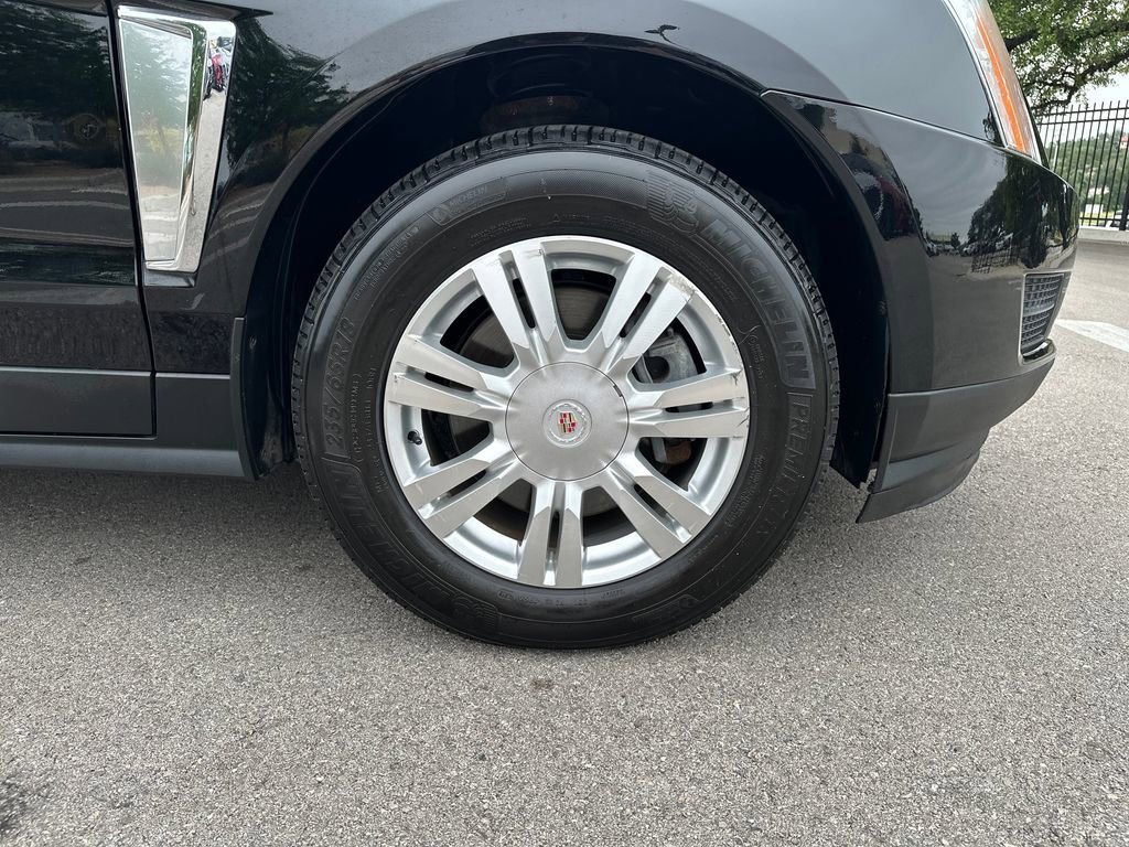 Used 2015 Cadillac SRX Luxury w/ Driver Awareness Package AWD/4WD image 15