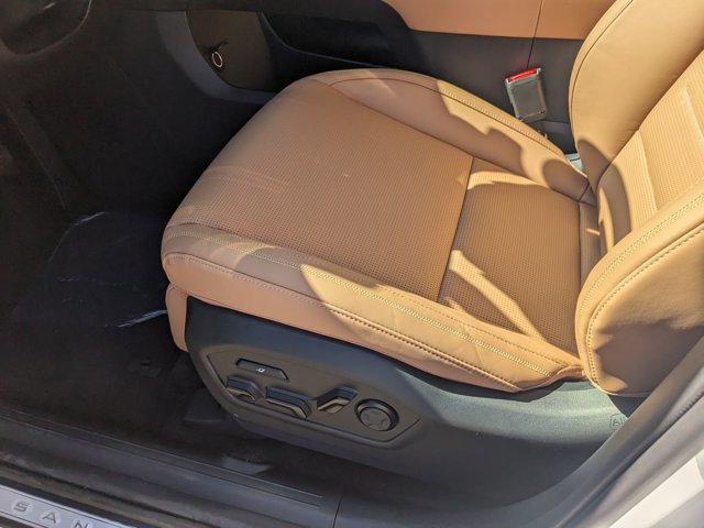 New 2026 Hyundai Santa Fe Calligraphy AWD/4WD image 4