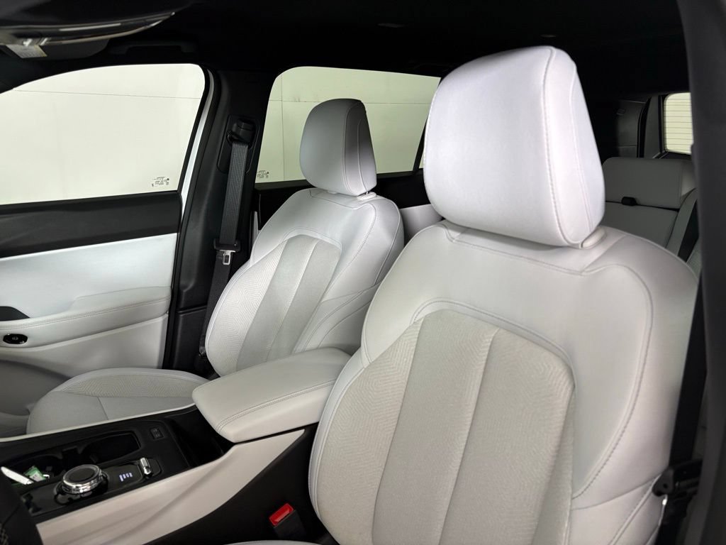 New 2026 Jeep Cherokee Laredo AWD/4WD image 19
