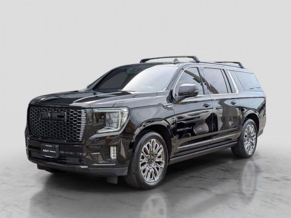 Used 2023 GMC Yukon XL Denali Ultimate image 1