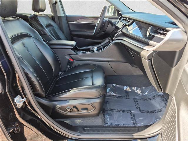 Used 2023 Jeep Grand Cherokee 4WD 4xe image 21