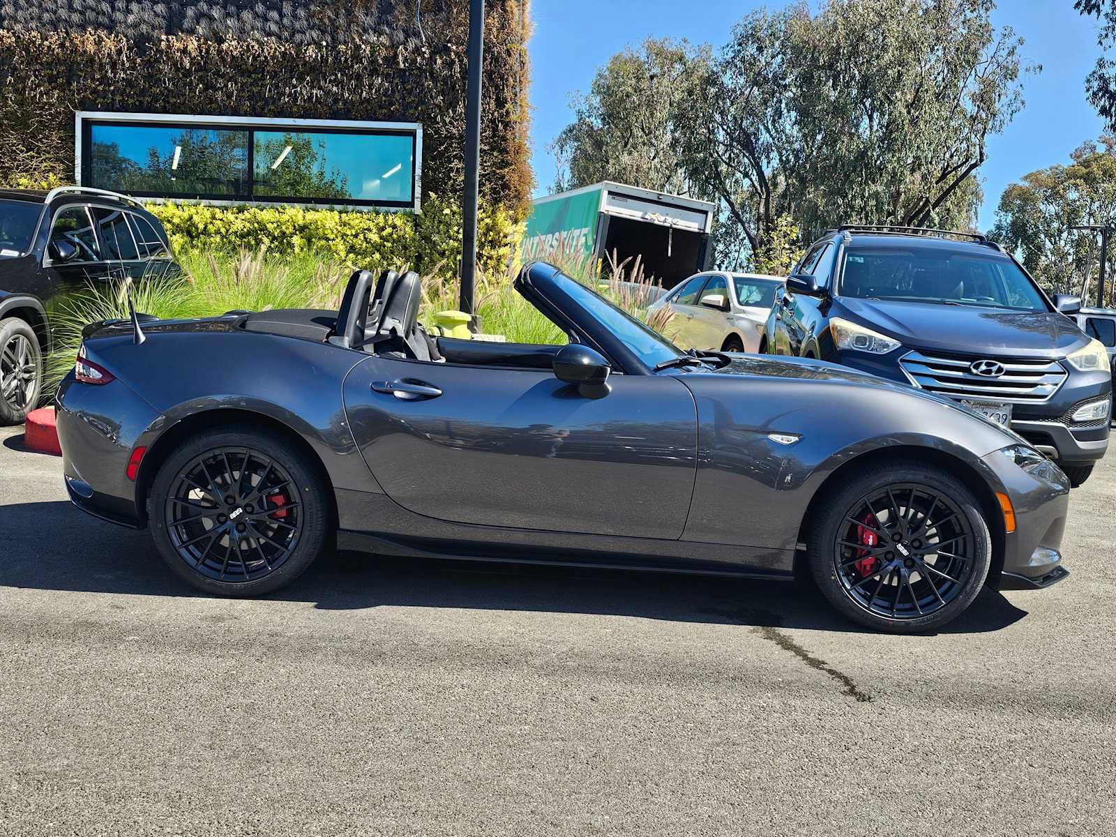 Used 2023 MAZDA MX-5 Miata Club w/ Brembo/BBS Recaro Package RWD image 28
