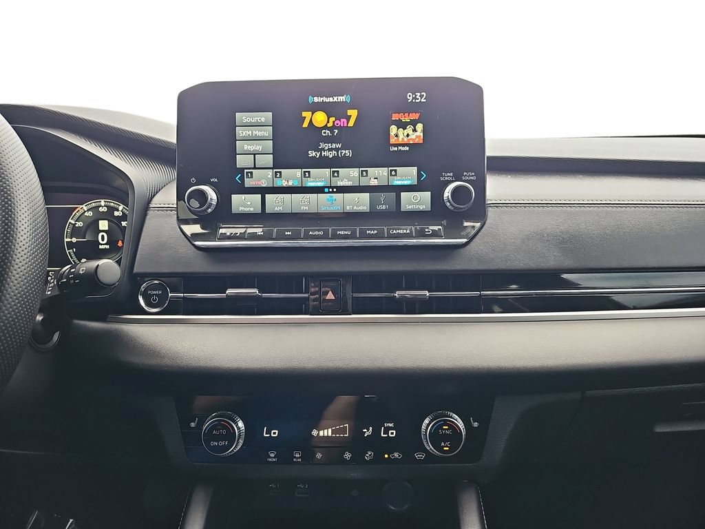 Used 2024 Mitsubishi Outlander 4WD Plug-In Hybrid image 20