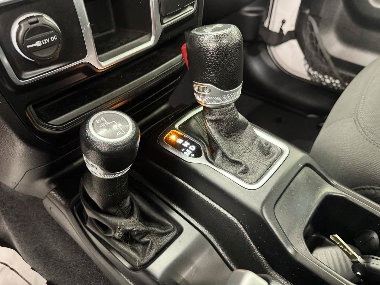 Used 2021 Jeep Wrangler Sport AWD/4WD image 19