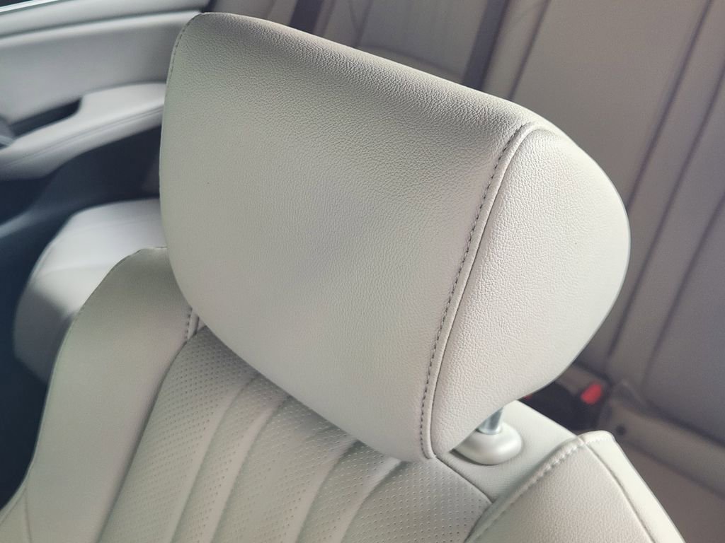Used 2019 Honda Accord Touring image 23