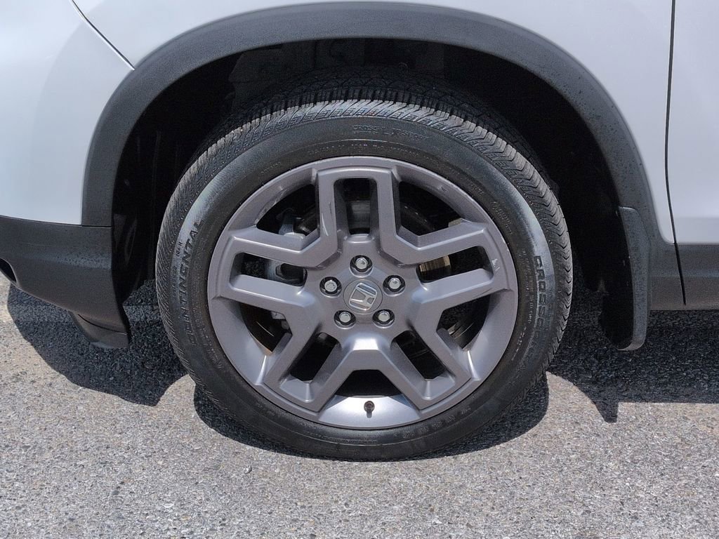 Used 2023 Honda Passport EX-L image 11