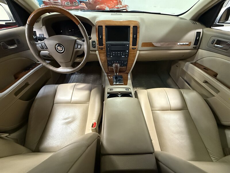 Used 2006 Cadillac STS V8 w/ Preferred Equipment Group RWD image 15