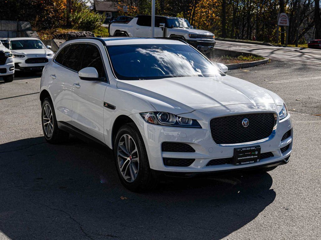 Used 2020 Jaguar F-PACE Premium image 3