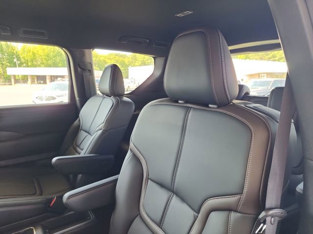 New 2026 Nissan Armada SL w/ Captain's Chari Seat Package image 34