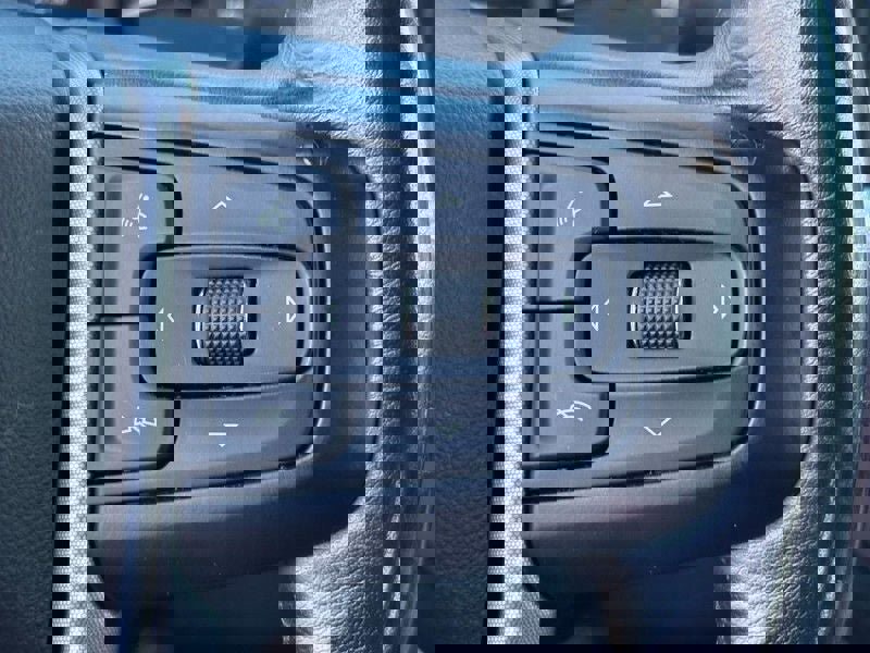 Used 2020 GMC Sierra 1500 Elevation w/ Elevation Value Package image 18