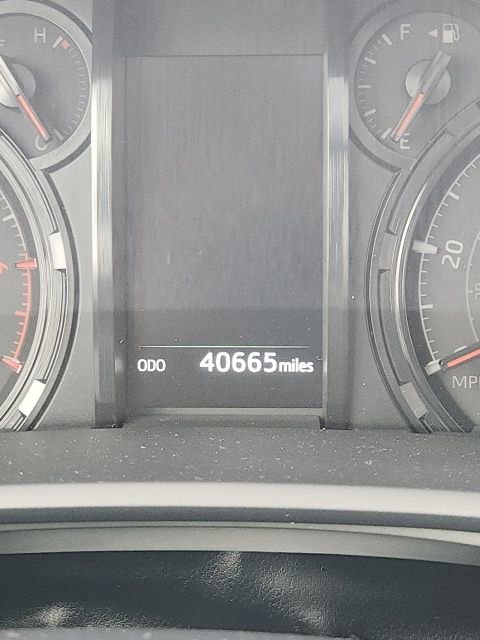 Used 2022 Toyota 4Runner SR5 Premium image 12