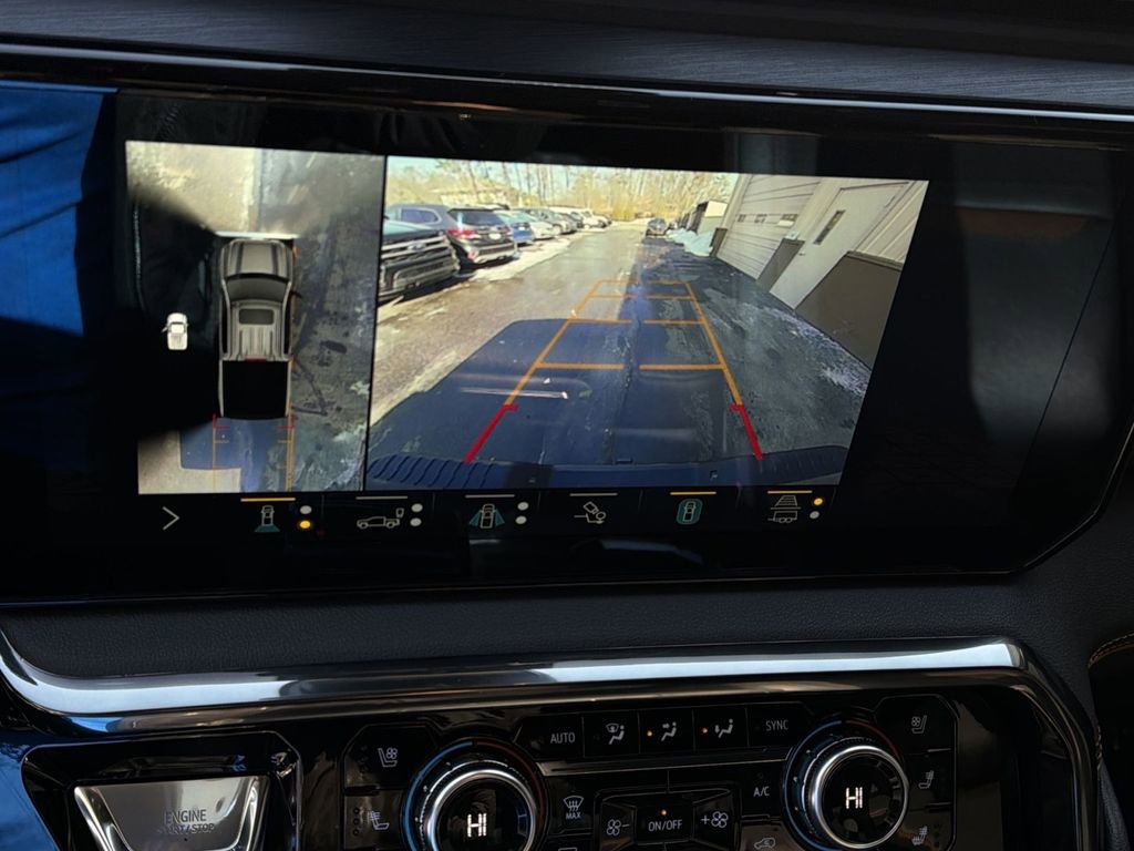 Used 2022 GMC Sierra 1500 AT4 w/ AT4 Premium Package image 16