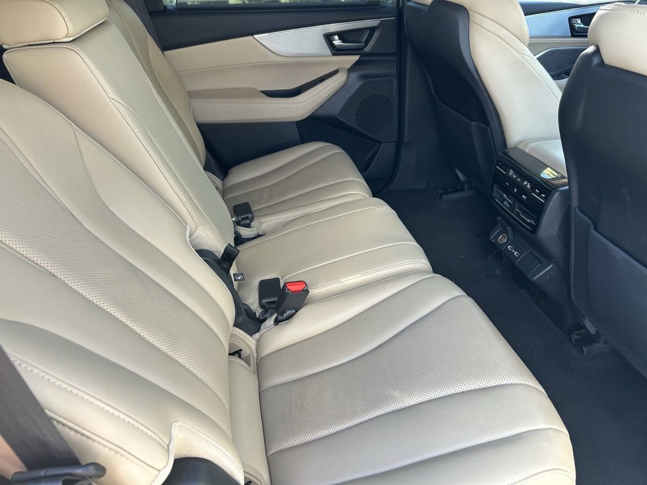 Certified 2023 Acura MDX FWD w/ Technology Package image 15