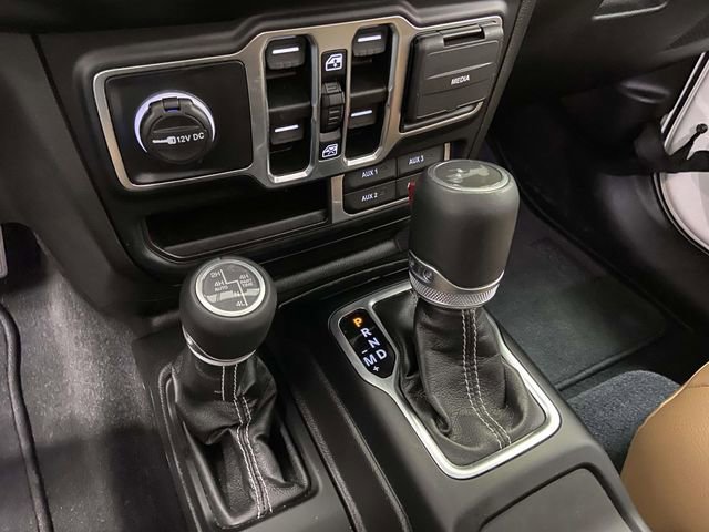 Used 2023 Jeep Wrangler Unlimited Sahara w/ Cold Weather Group image 24