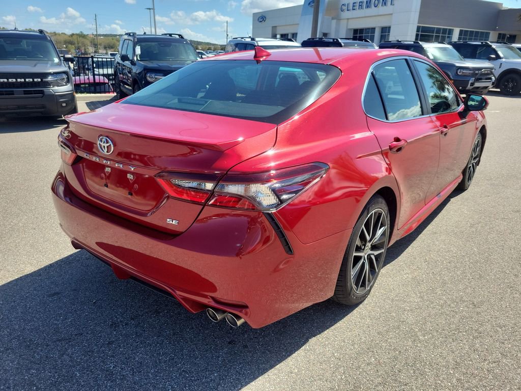 Used 2022 Toyota Camry SE w/ Audio Upgrade Package image 5