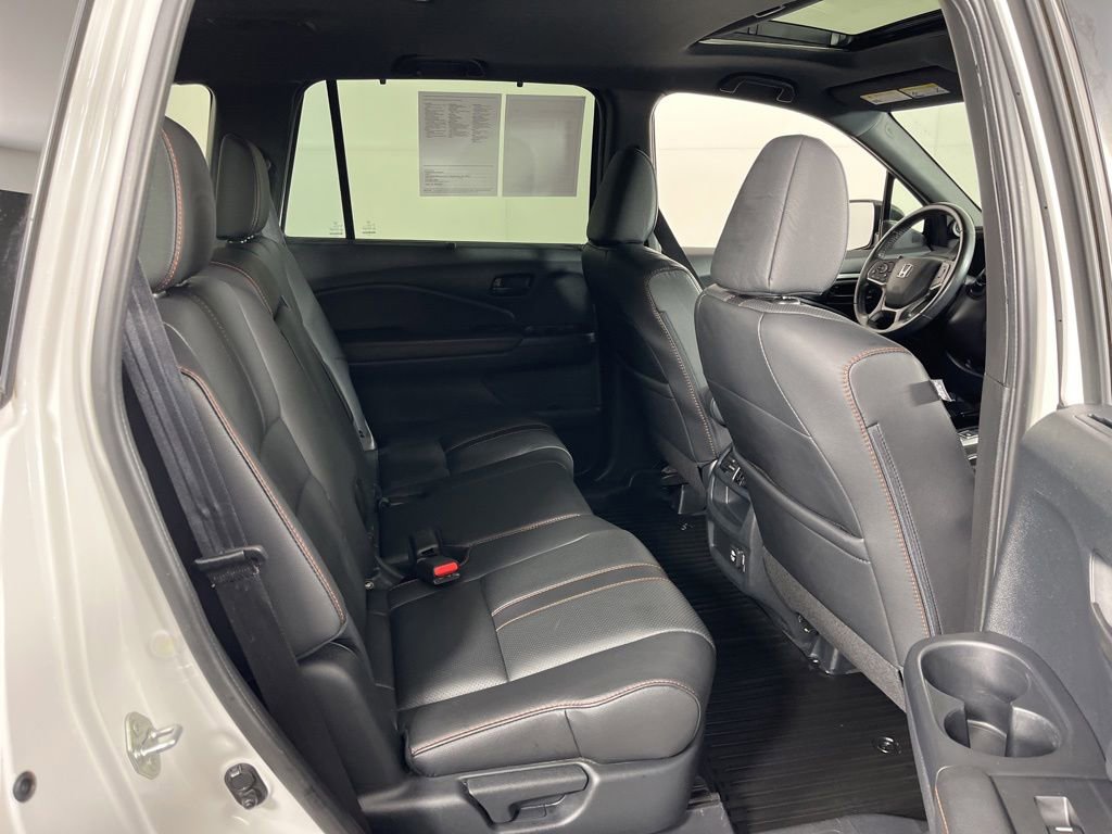 Certified 2023 Honda Passport TrailSport image 9