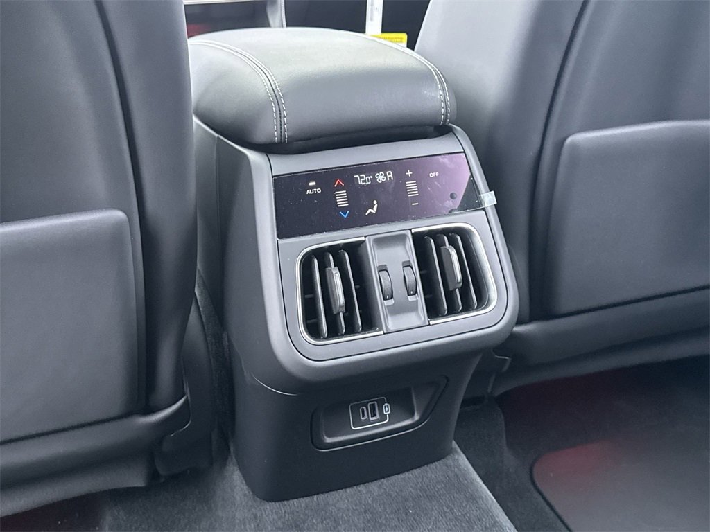 New 2025 Maserati Grecale Modena image 26