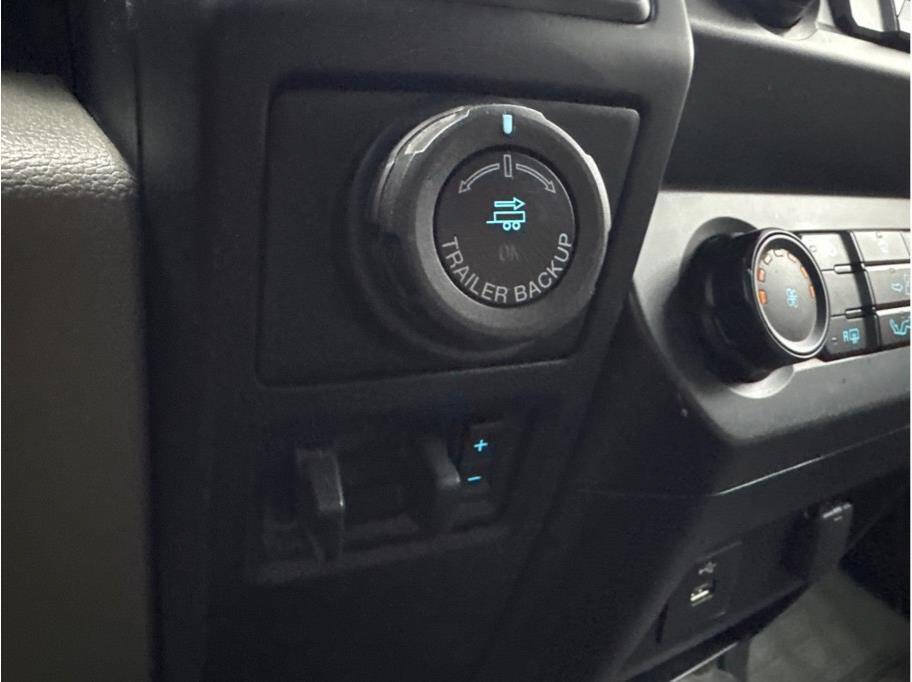 Used 2019 Ford F150 XL w/ Equipment Group 101A Mid RWD image 16