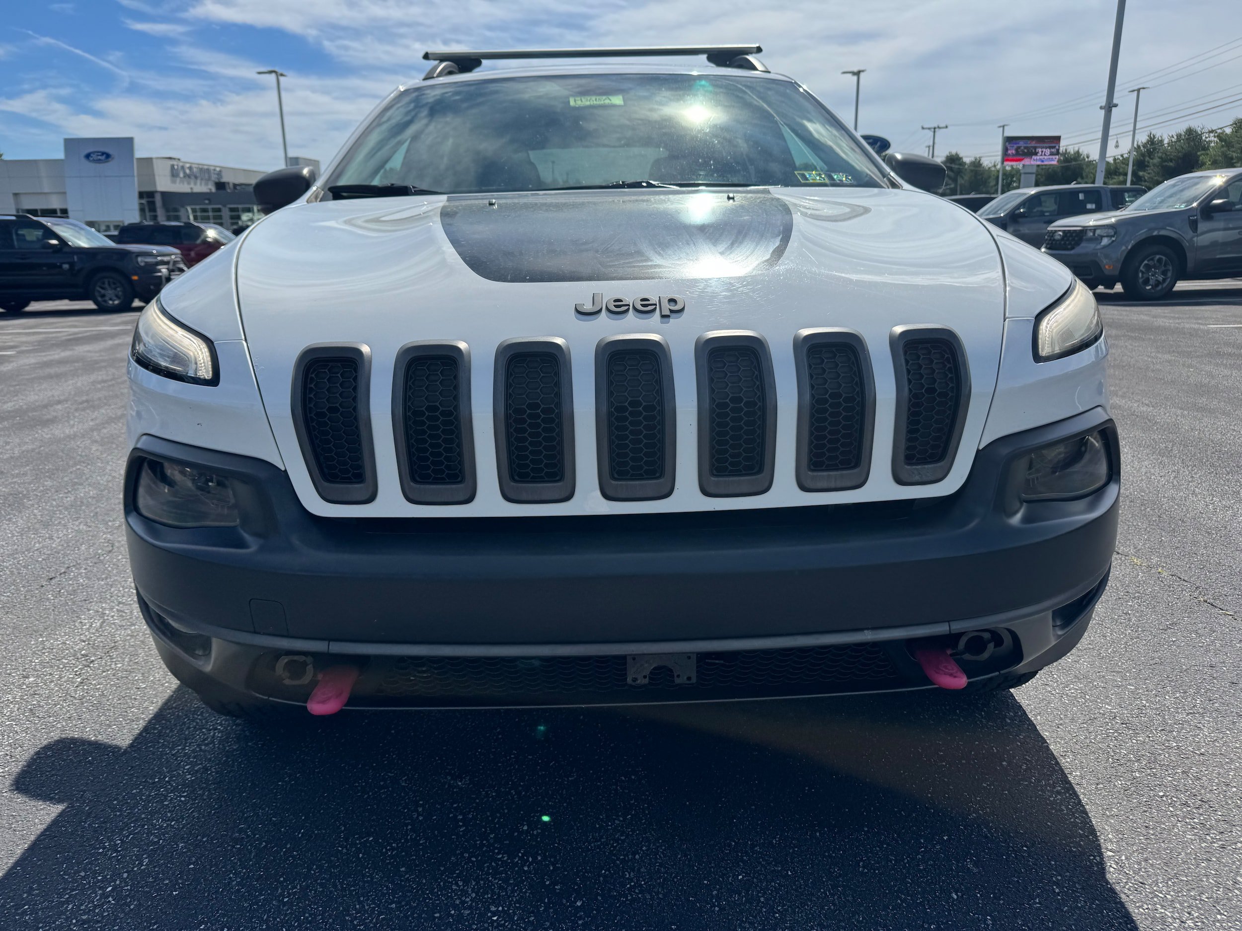 Used 2016 Jeep Cherokee Trailhawk w/ Comfort/Convenience Group AWD/4WD image 6
