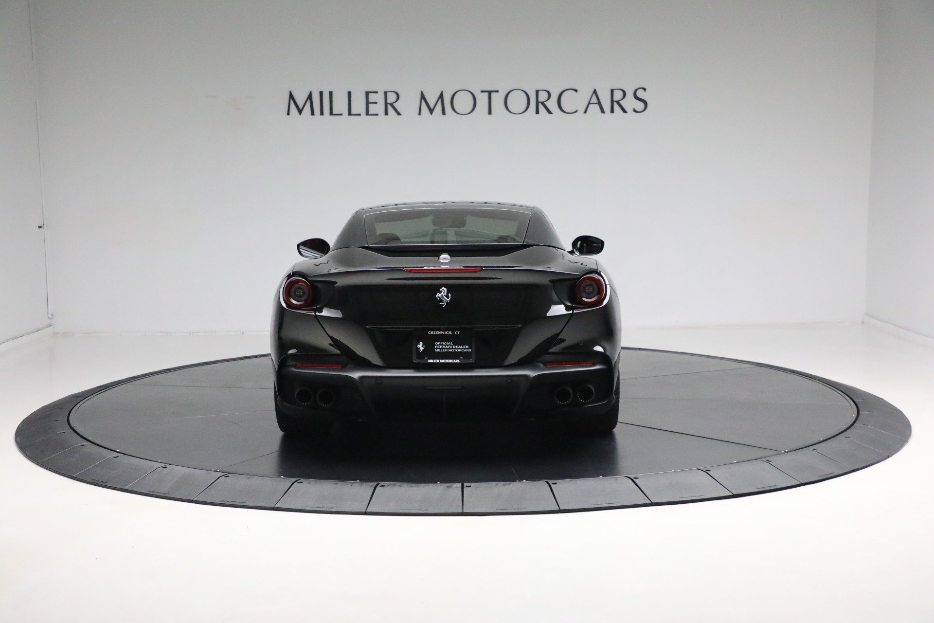 Certified 2023 Ferrari Portofino M RWD image 16