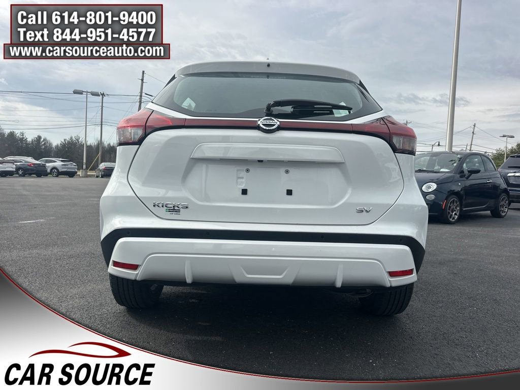 Used 2021 Nissan Kicks SV image 4