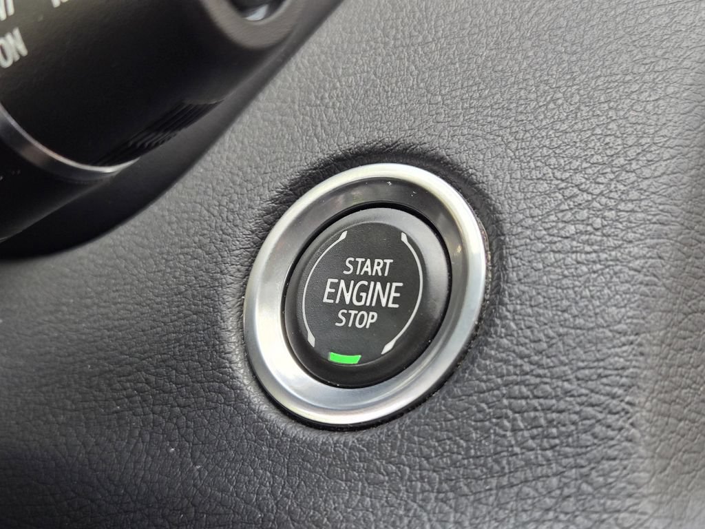 Used 2021 Cadillac XT4 Premium Luxury FWD image 27