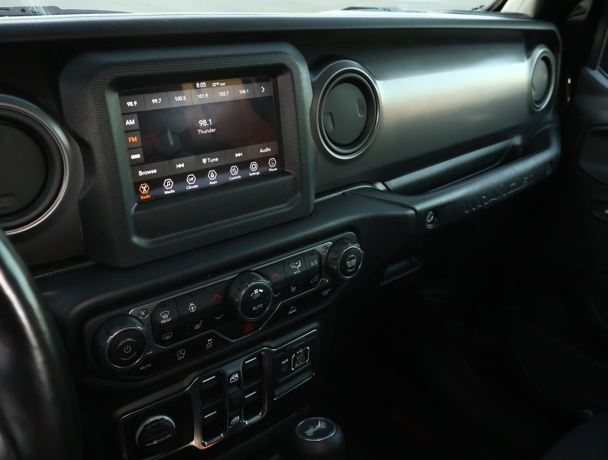 Used 2021 Jeep Wrangler Unlimited Sport image 16