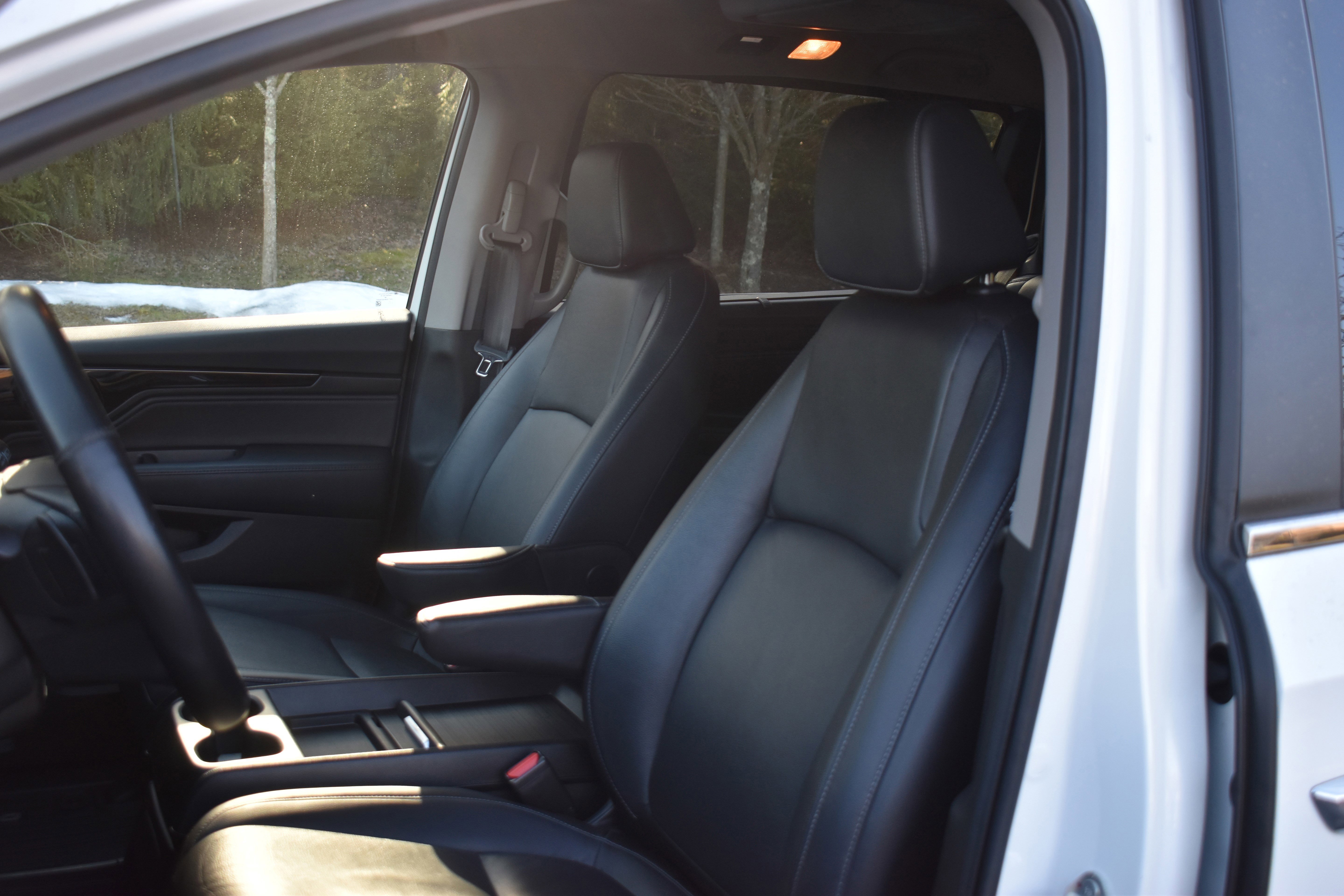 Used 2022 Honda Odyssey Touring image 3