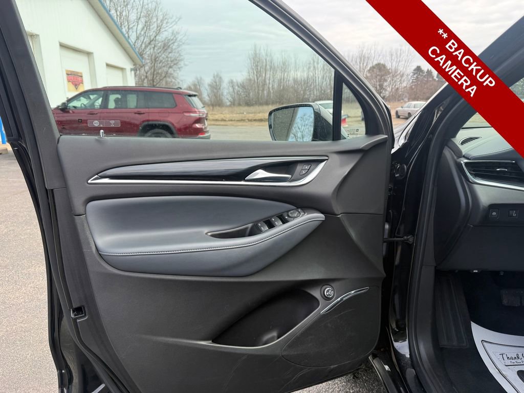 Used 2023 Buick Enclave Essence w/ Sport Touring Edition image 12