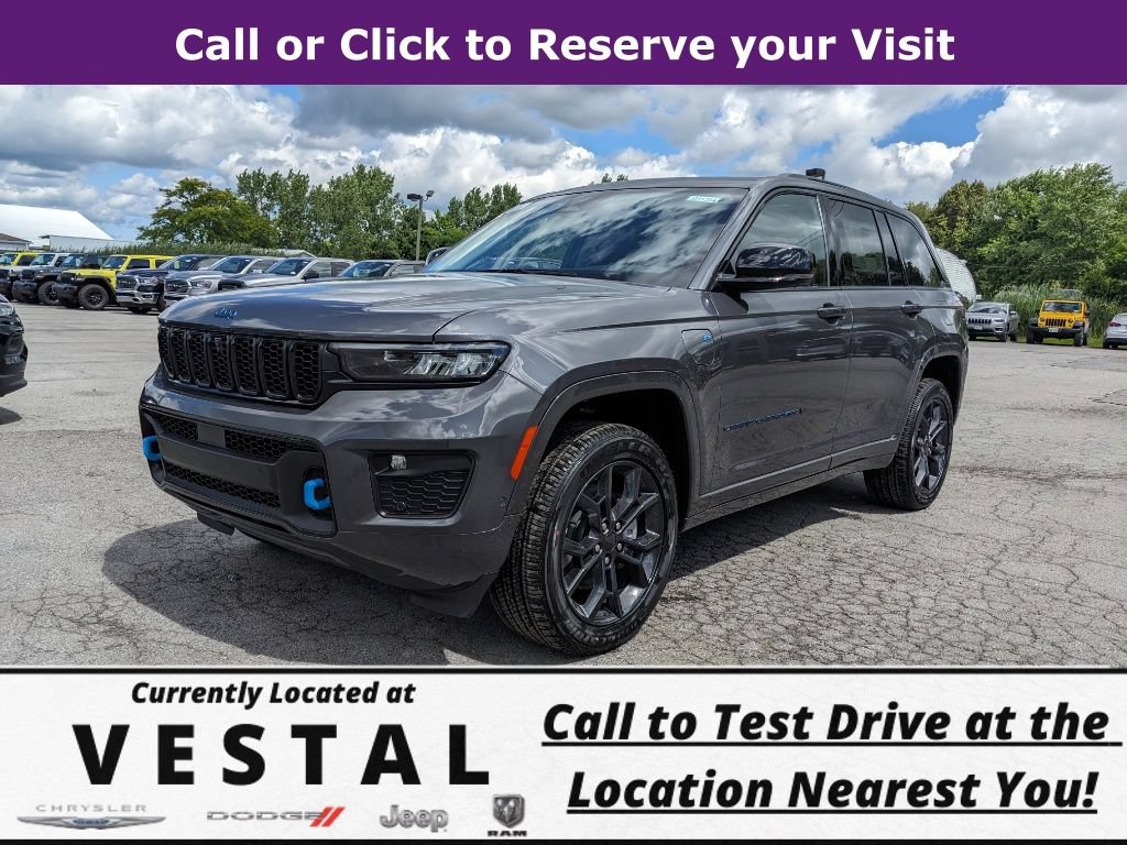 New 2023 Jeep Grand Cherokee 30th Anniversary AWD/4WD image 4