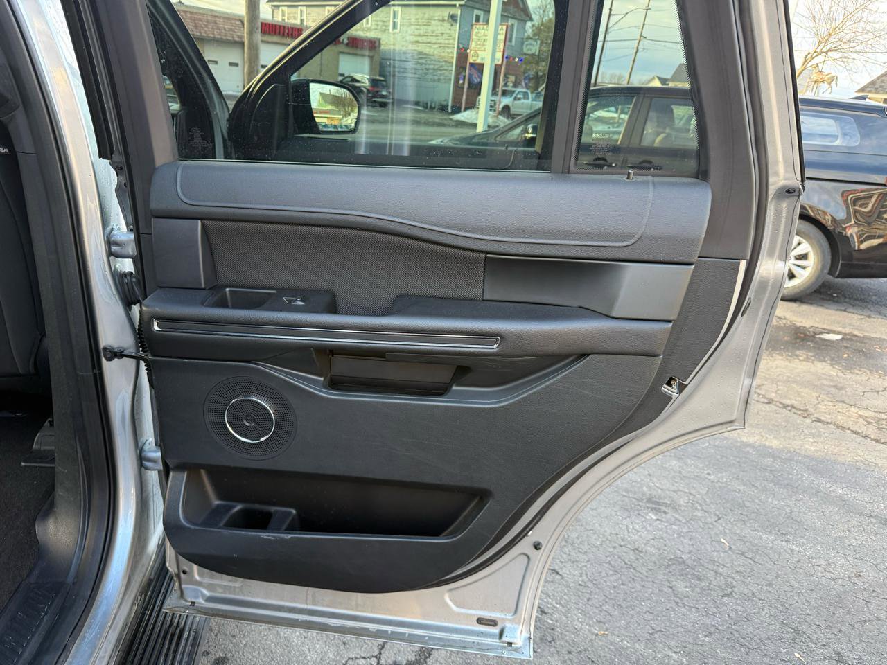 Used 2020 Ford Expedition XL AWD/4WD image 32