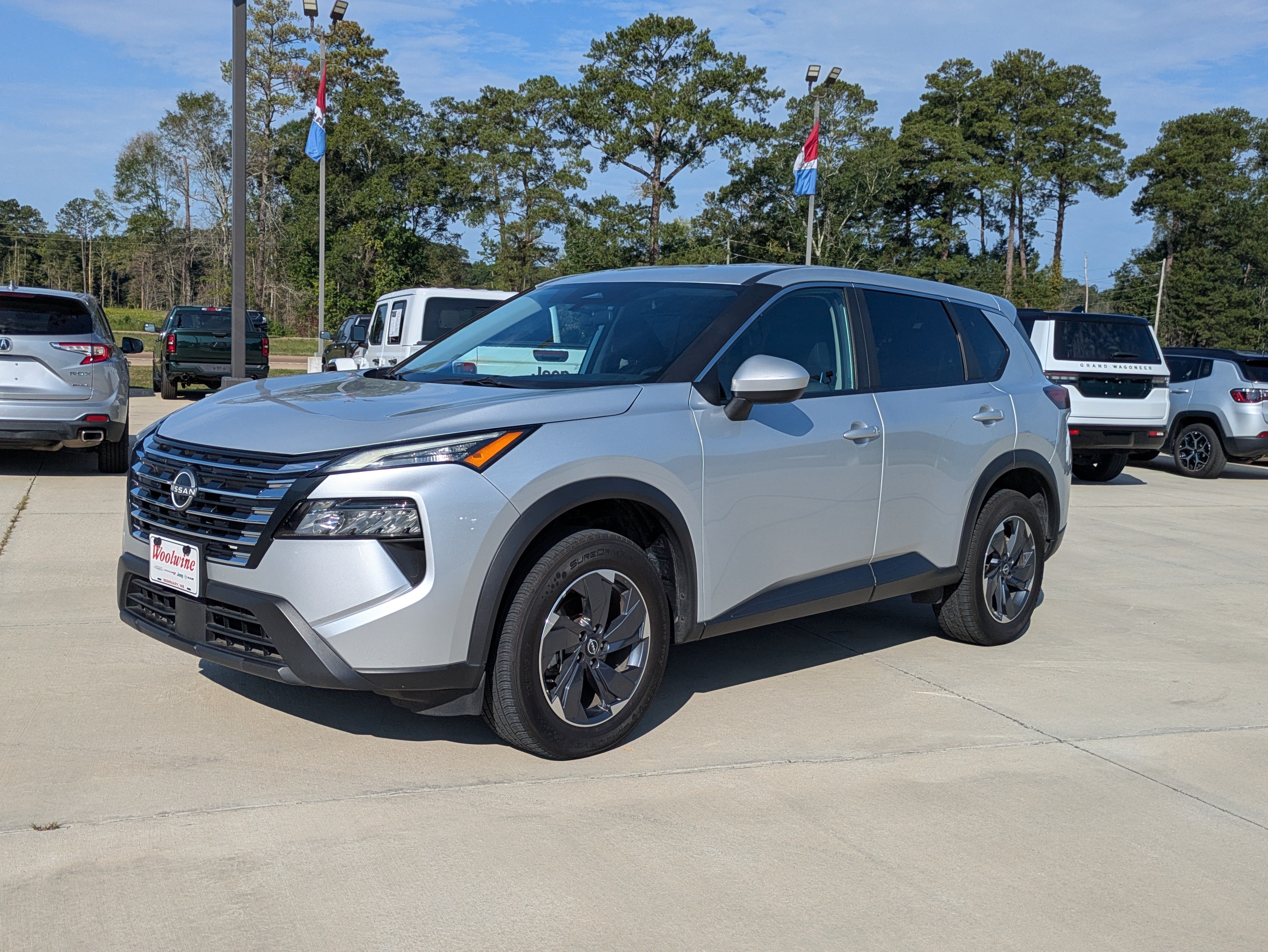 Used 2025 Nissan Rogue SV FWD video 1
