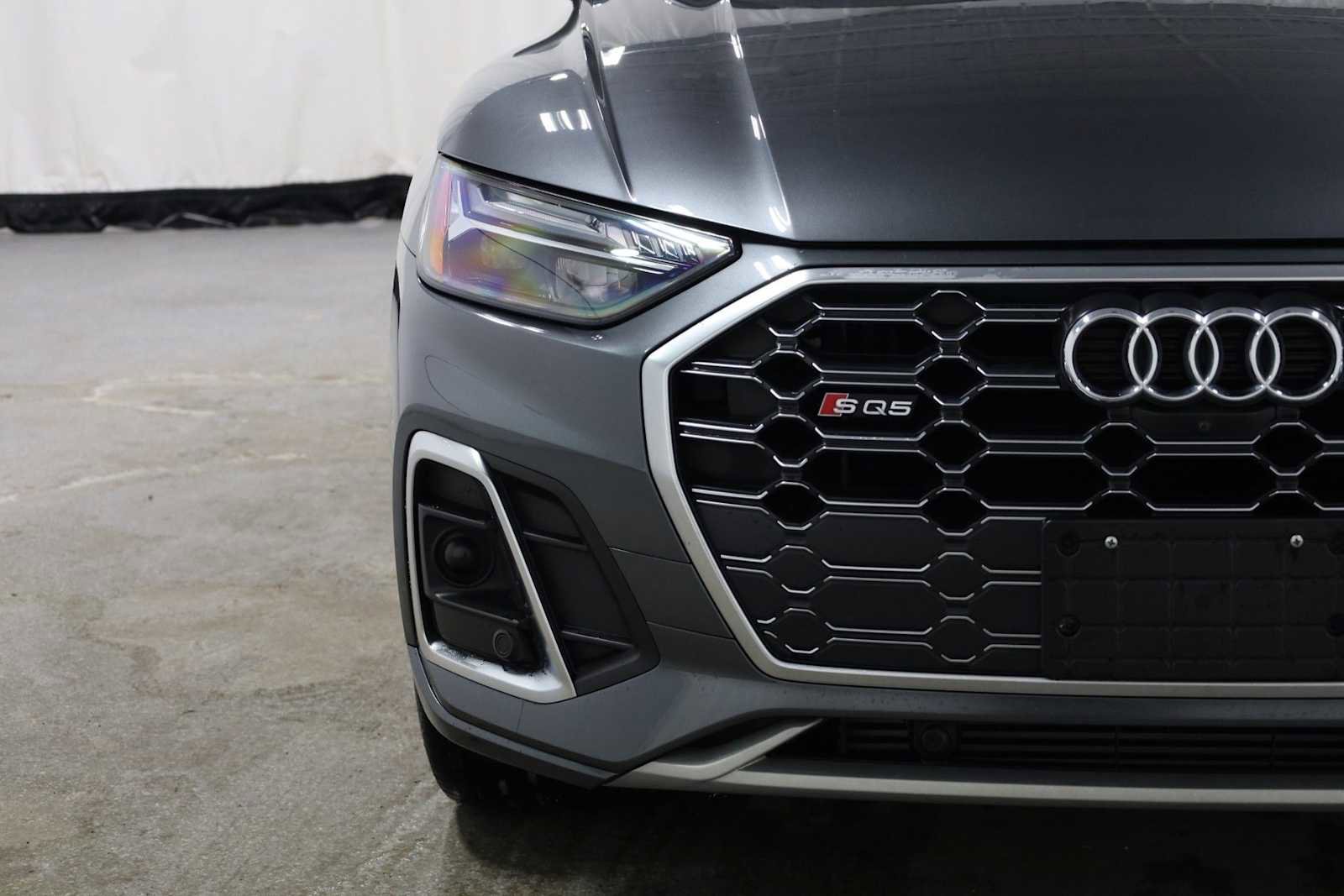 Used 2023 Audi SQ5 Premium Plus w/ Premium Plus Package image 15