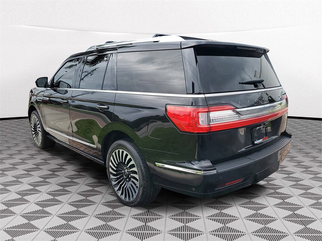 Used 2021 Lincoln Navigator Black Label w/ Cargo Convenience Package image 4