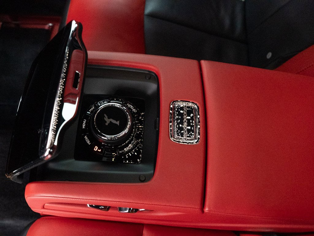 Certified 2024 Rolls-Royce Phantom Sedan w/ The Phantom Package image 30